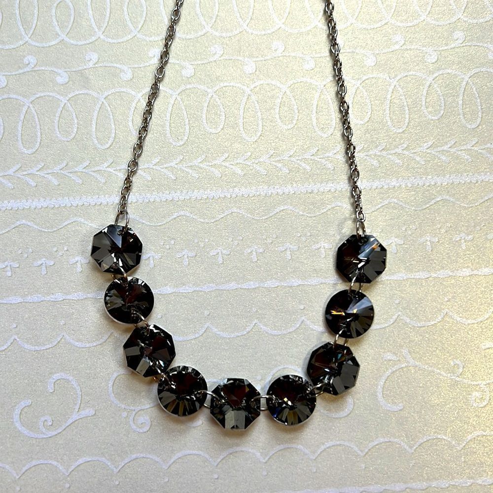 My Style Iridescent Black Rhinestone Silver Chain Necklace